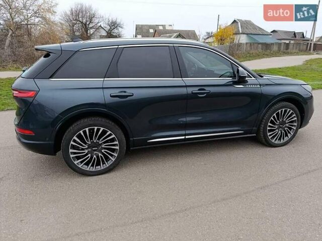 Черный Линкольн Corsair, объемом двигателя 2 л и пробегом 71 тыс. км за 22000 $, фото 8 на Automoto.ua