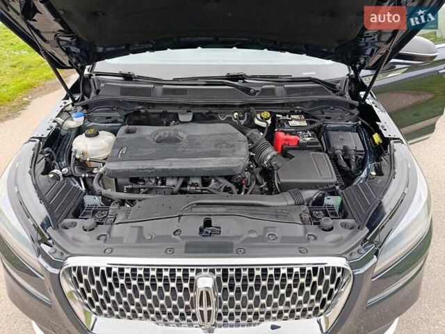 Черный Линкольн Corsair, объемом двигателя 2 л и пробегом 71 тыс. км за 22000 $, фото 19 на Automoto.ua