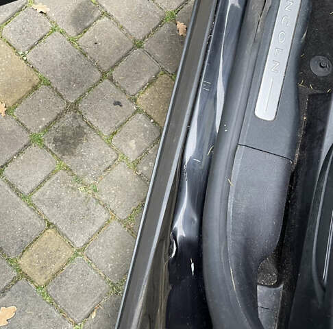 Черный Линкольн Corsair, объемом двигателя 2 л и пробегом 137 тыс. км за 17000 $, фото 23 на Automoto.ua