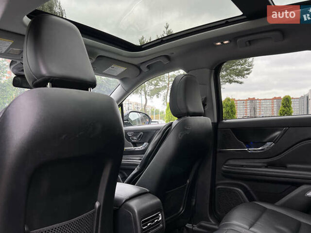 Чорний Лінкольн Corsair, об'ємом двигуна 2 л та пробігом 128 тис. км за 22900 $, фото 24 на Automoto.ua