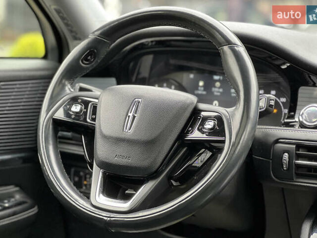 Чорний Лінкольн Corsair, об'ємом двигуна 2 л та пробігом 128 тис. км за 22900 $, фото 23 на Automoto.ua