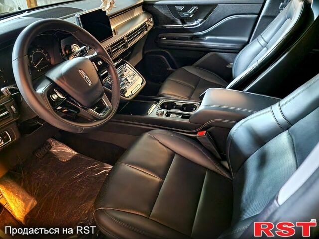 Черный Линкольн Corsair, объемом двигателя 2 л и пробегом 27 тыс. км за 23500 $, фото 6 на Automoto.ua