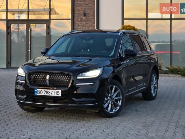 Черный Линкольн Corsair, объемом двигателя 2 л и пробегом 27 тыс. км за 24700 $, фото 2 на Automoto.ua