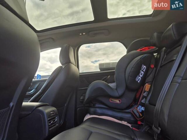 Черный Линкольн Corsair, объемом двигателя 2 л и пробегом 27 тыс. км за 24700 $, фото 17 на Automoto.ua