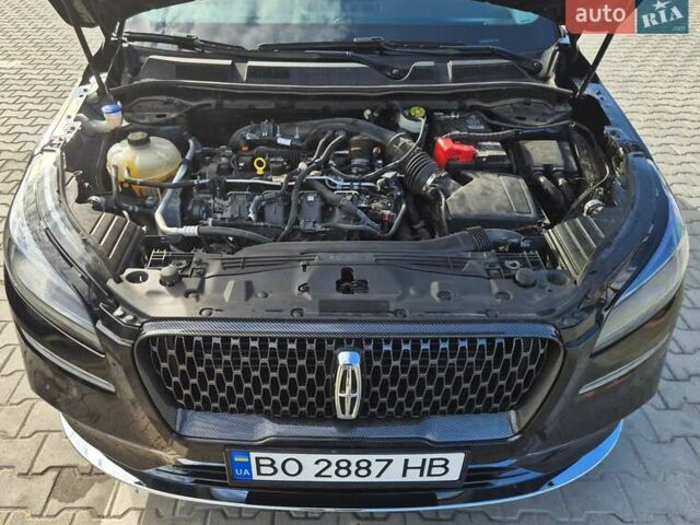 Черный Линкольн Corsair, объемом двигателя 2 л и пробегом 27 тыс. км за 24700 $, фото 26 на Automoto.ua