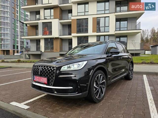 Черный Линкольн Corsair, объемом двигателя 2 л и пробегом 34 тыс. км за 30500 $, фото 8 на Automoto.ua