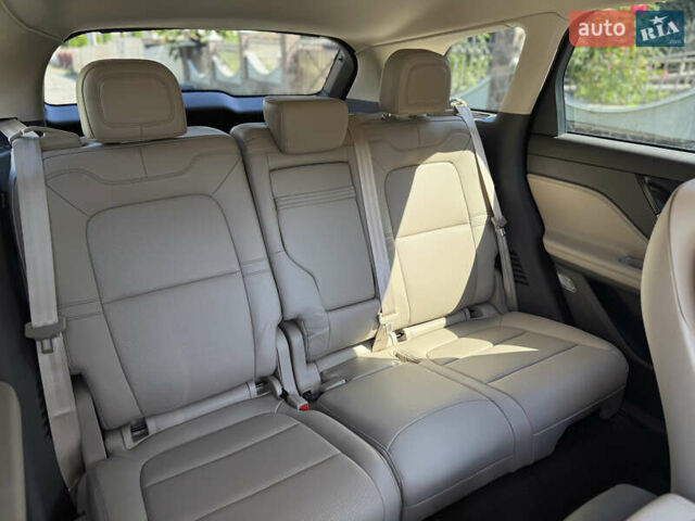 Черный Линкольн Corsair, объемом двигателя 2 л и пробегом 22 тыс. км за 31500 $, фото 39 на Automoto.ua