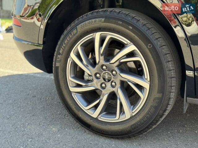 Черный Линкольн Corsair, объемом двигателя 2 л и пробегом 22 тыс. км за 31500 $, фото 64 на Automoto.ua