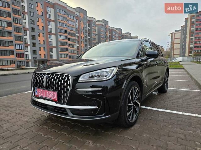 Черный Линкольн Corsair, объемом двигателя 2 л и пробегом 34 тыс. км за 30500 $, фото 1 на Automoto.ua