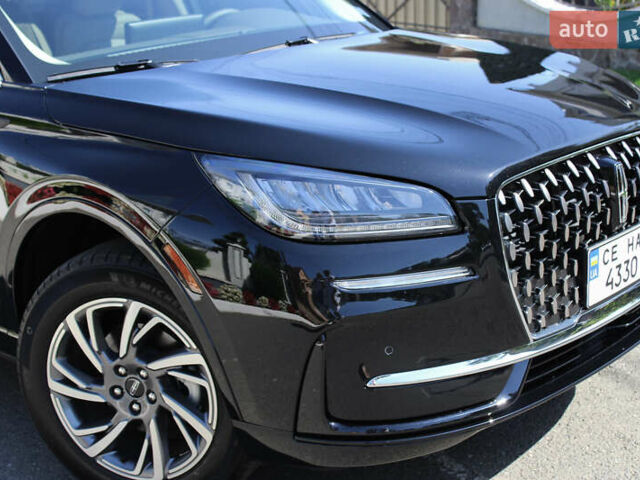 Черный Линкольн Corsair, объемом двигателя 2 л и пробегом 22 тыс. км за 31500 $, фото 2 на Automoto.ua