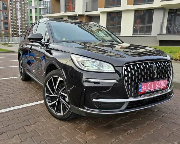 Черный Линкольн Corsair, объемом двигателя 2 л и пробегом 34 тыс. км за 30500 $, фото 3 на Automoto.ua