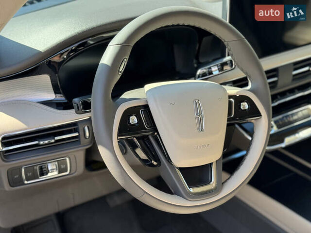 Черный Линкольн Corsair, объемом двигателя 2 л и пробегом 22 тыс. км за 31500 $, фото 22 на Automoto.ua