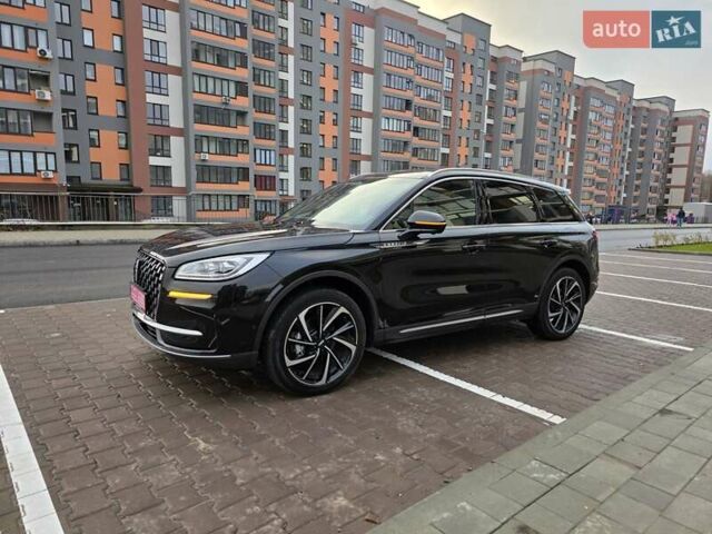 Черный Линкольн Corsair, объемом двигателя 2 л и пробегом 34 тыс. км за 30500 $, фото 5 на Automoto.ua