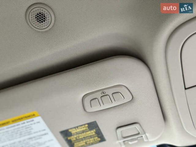 Черный Линкольн Corsair, объемом двигателя 2 л и пробегом 22 тыс. км за 31500 $, фото 50 на Automoto.ua