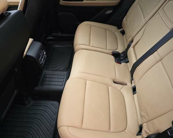 Черный Линкольн Corsair, объемом двигателя 2 л и пробегом 34 тыс. км за 30500 $, фото 32 на Automoto.ua