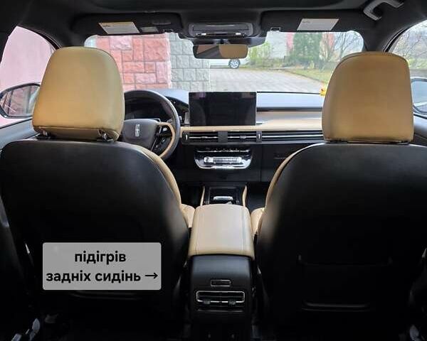 Черный Линкольн Corsair, объемом двигателя 2 л и пробегом 34 тыс. км за 30500 $, фото 29 на Automoto.ua