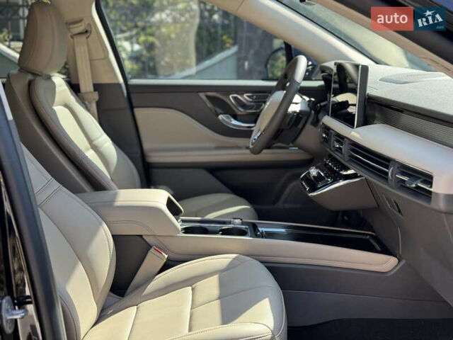 Черный Линкольн Corsair, объемом двигателя 2 л и пробегом 22 тыс. км за 31500 $, фото 34 на Automoto.ua