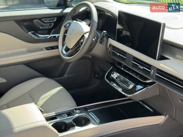 Черный Линкольн Corsair, объемом двигателя 2 л и пробегом 22 тыс. км за 31500 $, фото 33 на Automoto.ua