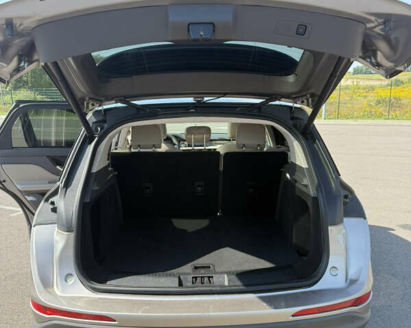 Коричневий Лінкольн Corsair, об'ємом двигуна 2 л та пробігом 24 тис. км за 20300 $, фото 8 на Automoto.ua