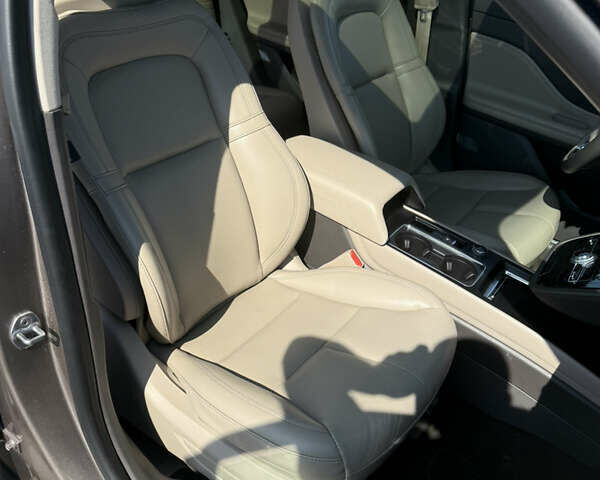 Коричневий Лінкольн Corsair, об'ємом двигуна 2 л та пробігом 24 тис. км за 20300 $, фото 12 на Automoto.ua