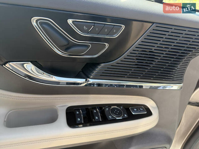 Коричневий Лінкольн Corsair, об'ємом двигуна 2 л та пробігом 24 тис. км за 20300 $, фото 11 на Automoto.ua