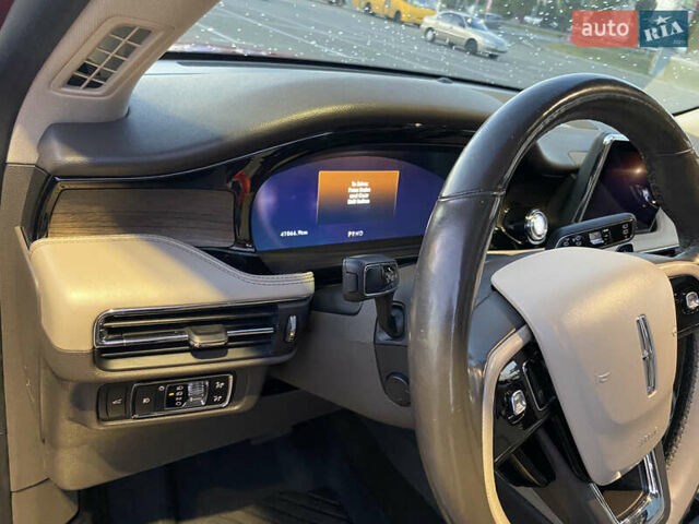 Червоний Лінкольн Corsair, об'ємом двигуна 2 л та пробігом 42 тис. км за 25500 $, фото 6 на Automoto.ua