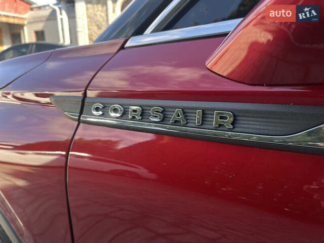 Красный Линкольн Corsair, объемом двигателя 2 л и пробегом 40 тыс. км за 29000 $, фото 9 на Automoto.ua