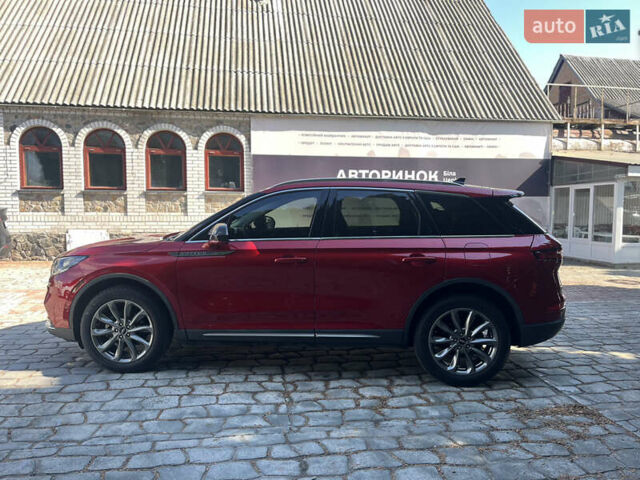 Красный Линкольн Corsair, объемом двигателя 2 л и пробегом 40 тыс. км за 29000 $, фото 6 на Automoto.ua