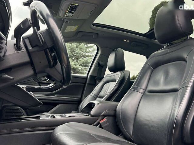 Линкольн Corsair, объемом двигателя 2 л и пробегом 128 тыс. км за 22900 $, фото 8 на Automoto.ua