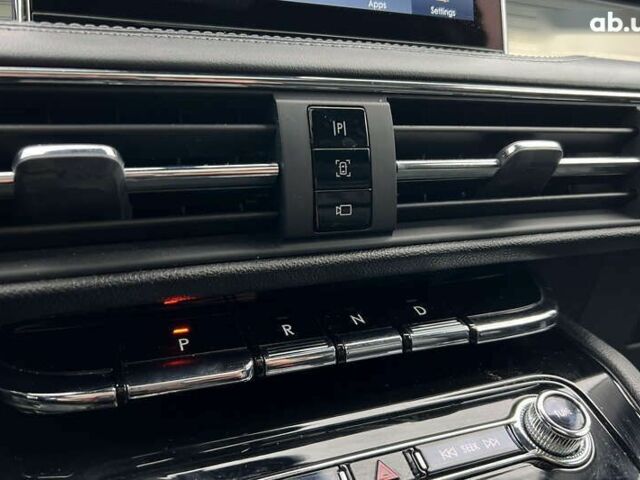 Линкольн Corsair, объемом двигателя 2 л и пробегом 128 тыс. км за 22900 $, фото 17 на Automoto.ua