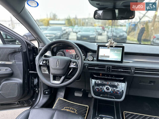 Линкольн Corsair, объемом двигателя 2 л и пробегом 27 тыс. км за 24800 $, фото 22 на Automoto.ua