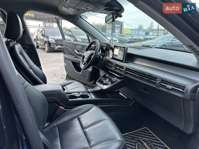 Линкольн Corsair, объемом двигателя 2 л и пробегом 27 тыс. км за 24800 $, фото 25 на Automoto.ua