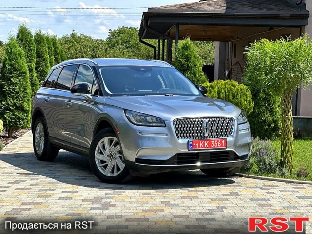 Линкольн Corsair, объемом двигателя 2 л и пробегом 82 тыс. км за 19999 $, фото 6 на Automoto.ua