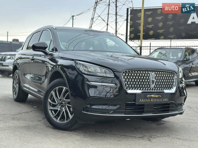 Линкольн Corsair, объемом двигателя 2 л и пробегом 27 тыс. км за 24800 $, фото 2 на Automoto.ua