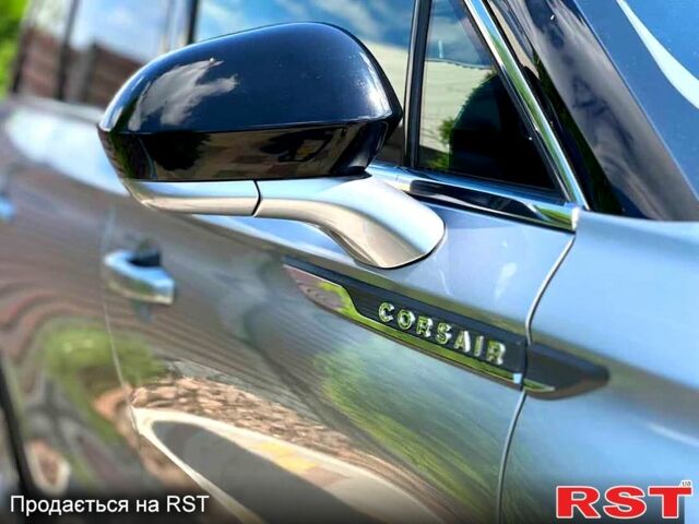 Линкольн Corsair, объемом двигателя 2 л и пробегом 85 тыс. км за 19999 $, фото 3 на Automoto.ua