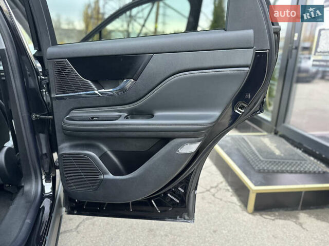 Линкольн Corsair, объемом двигателя 2 л и пробегом 27 тыс. км за 24800 $, фото 24 на Automoto.ua