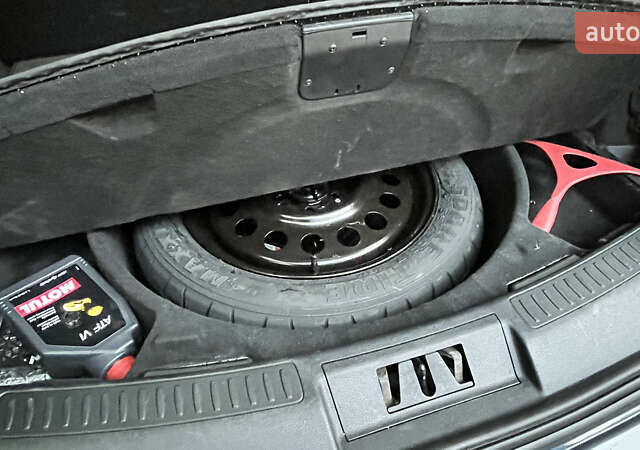 Серый Линкольн Corsair, объемом двигателя 2.29 л и пробегом 95 тыс. км за 25700 $, фото 16 на Automoto.ua