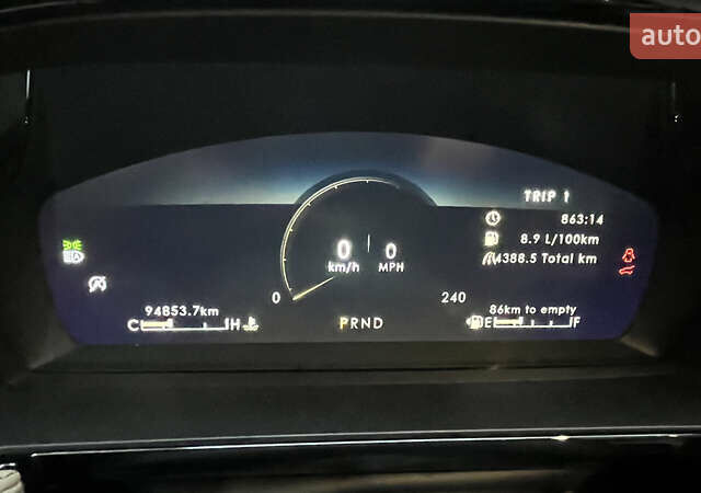 Серый Линкольн Corsair, объемом двигателя 2.29 л и пробегом 95 тыс. км за 25700 $, фото 9 на Automoto.ua