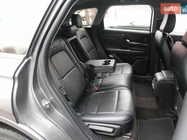 Сірий Лінкольн Corsair, об'ємом двигуна 2 л та пробігом 67 тис. км за 25500 $, фото 10 на Automoto.ua