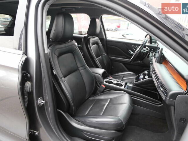 Сірий Лінкольн Corsair, об'ємом двигуна 2 л та пробігом 67 тис. км за 25500 $, фото 11 на Automoto.ua