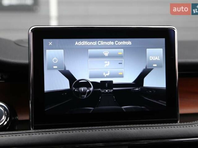 Сірий Лінкольн Corsair, об'ємом двигуна 2 л та пробігом 67 тис. км за 25500 $, фото 18 на Automoto.ua