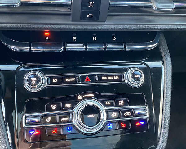 Серый Линкольн Corsair, объемом двигателя 2.5 л и пробегом 25 тыс. км за 30500 $, фото 6 на Automoto.ua