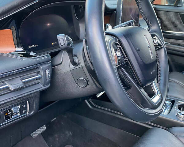 Сірий Лінкольн Corsair, об'ємом двигуна 2.5 л та пробігом 25 тис. км за 28200 $, фото 4 на Automoto.ua