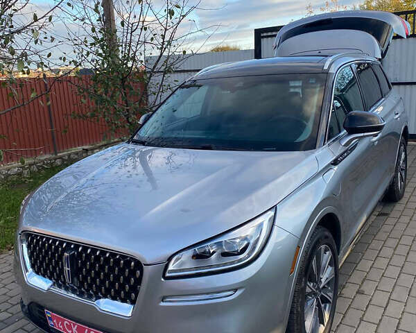 Серый Линкольн Corsair, объемом двигателя 2.5 л и пробегом 25 тыс. км за 30500 $, фото 13 на Automoto.ua