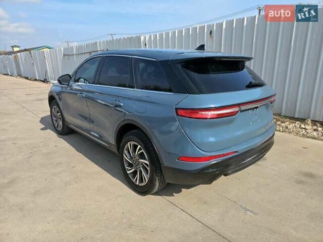 Серый Линкольн Corsair, объемом двигателя 2 л и пробегом 45 тыс. км за 8300 $, фото 2 на Automoto.ua