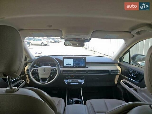 Серый Линкольн Corsair, объемом двигателя 2 л и пробегом 45 тыс. км за 8300 $, фото 8 на Automoto.ua