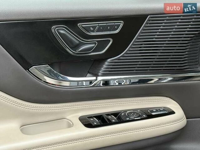 Синий Линкольн Corsair, объемом двигателя 2.49 л и пробегом 28 тыс. км за 28999 $, фото 18 на Automoto.ua