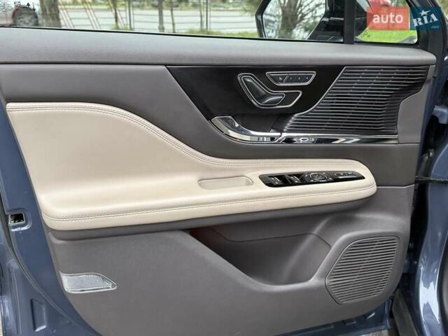 Синий Линкольн Corsair, объемом двигателя 2.49 л и пробегом 28 тыс. км за 28999 $, фото 17 на Automoto.ua