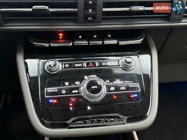 Синий Линкольн Corsair, объемом двигателя 2.49 л и пробегом 28 тыс. км за 28999 $, фото 29 на Automoto.ua