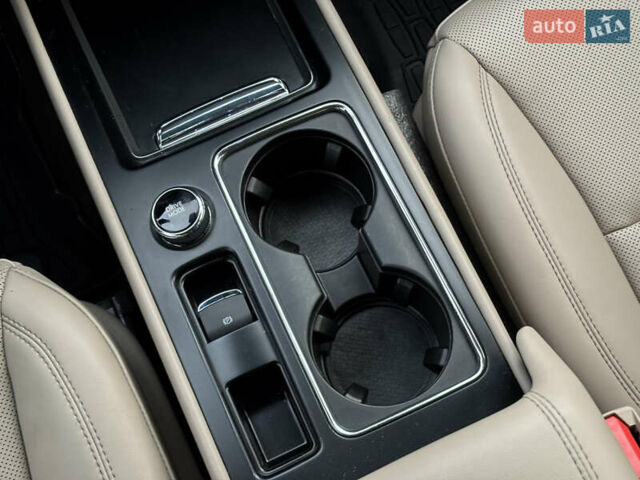 Синий Линкольн Corsair, объемом двигателя 0 л и пробегом 5 тыс. км за 38100 $, фото 36 на Automoto.ua